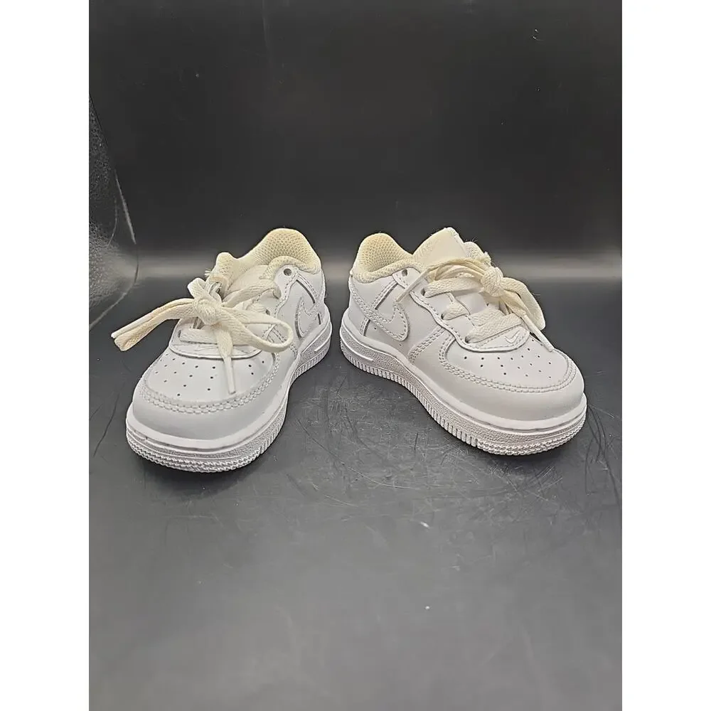 Nike Air Force 1 Baby Size 5 Tripple White.